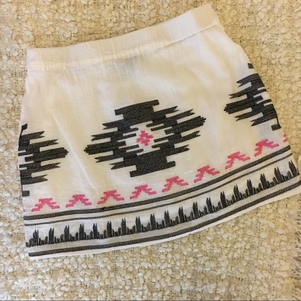 NWOT!! Aztec Print Mini Skirt